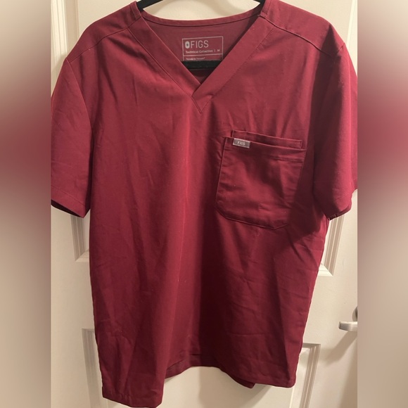 Figs Other - Figs Men’s Medium Leon Scrub Top in Burgundy